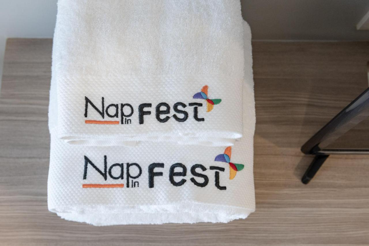 Nap In Fest Otel Chiang Mai Dış mekan fotoğraf
